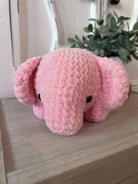 🐘 Hand Crocheted Pink Elephant 7” Wide